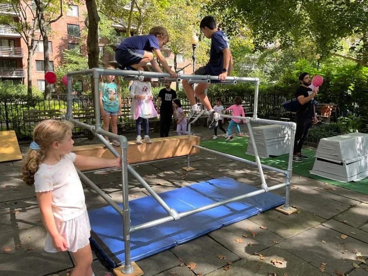 Build Package! - Custom Parkour Playground!